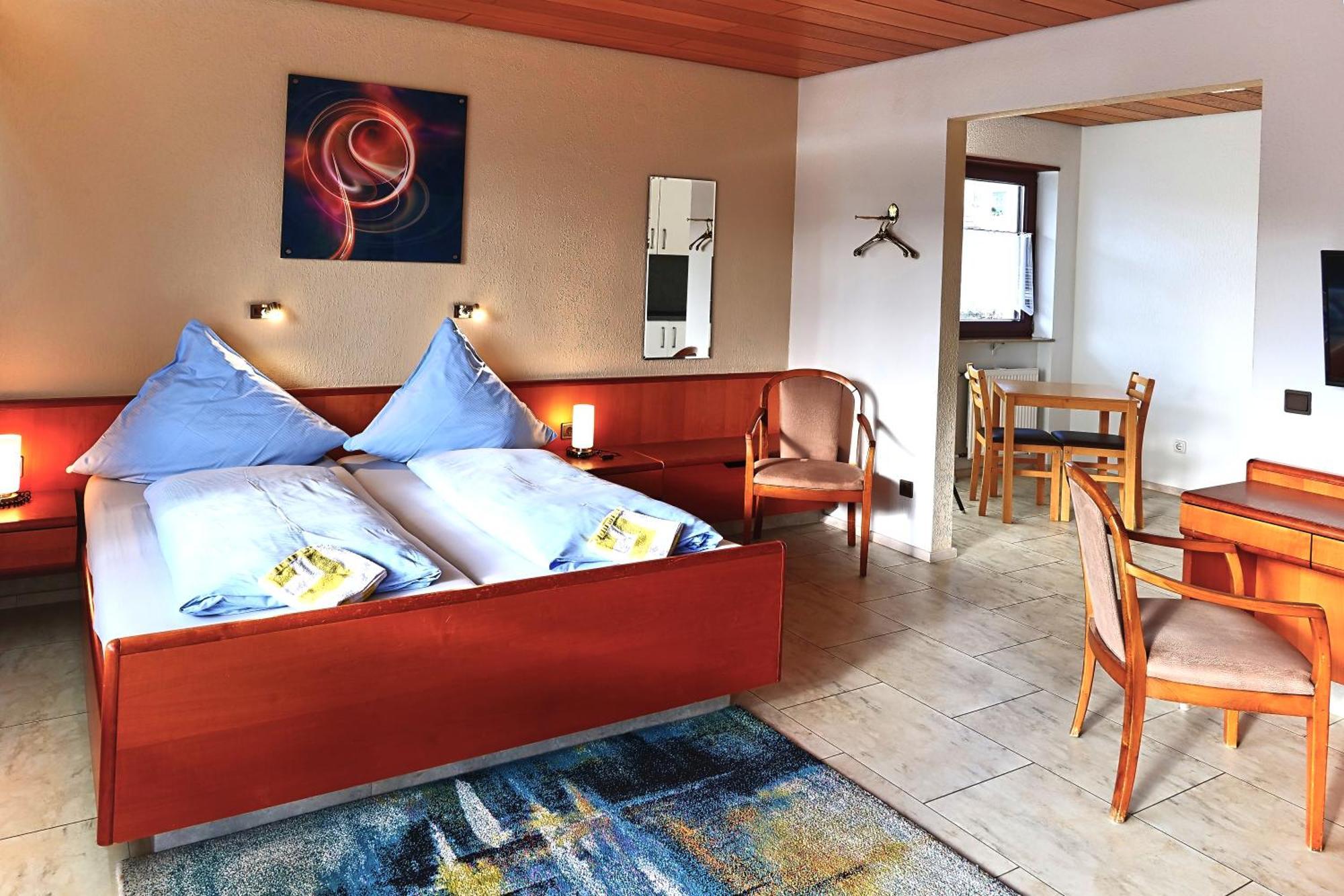 Hotel Garni Sebastian Kirrweiler  Buitenkant foto