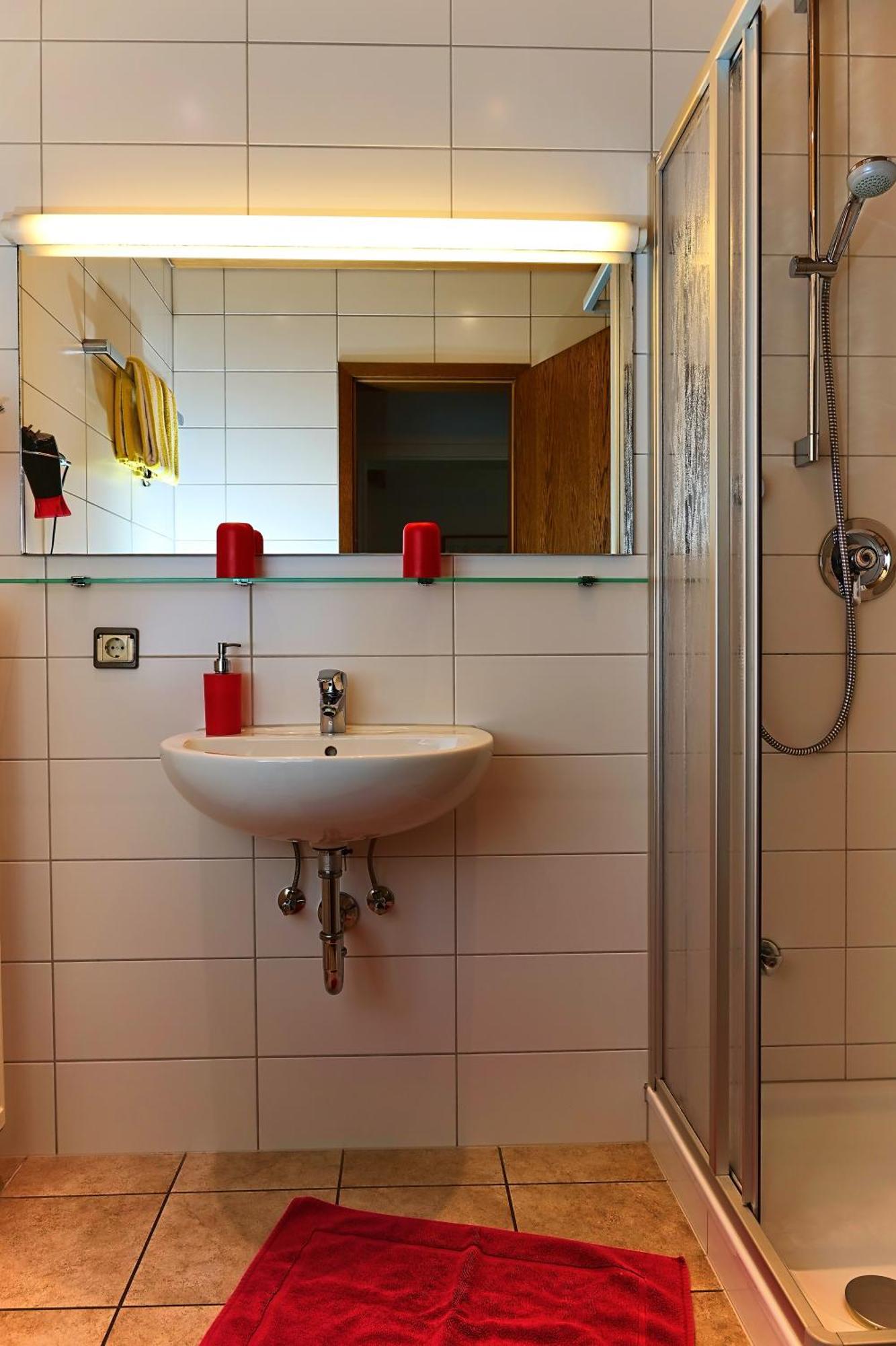 Hotel Garni Sebastian Kirrweiler  Buitenkant foto