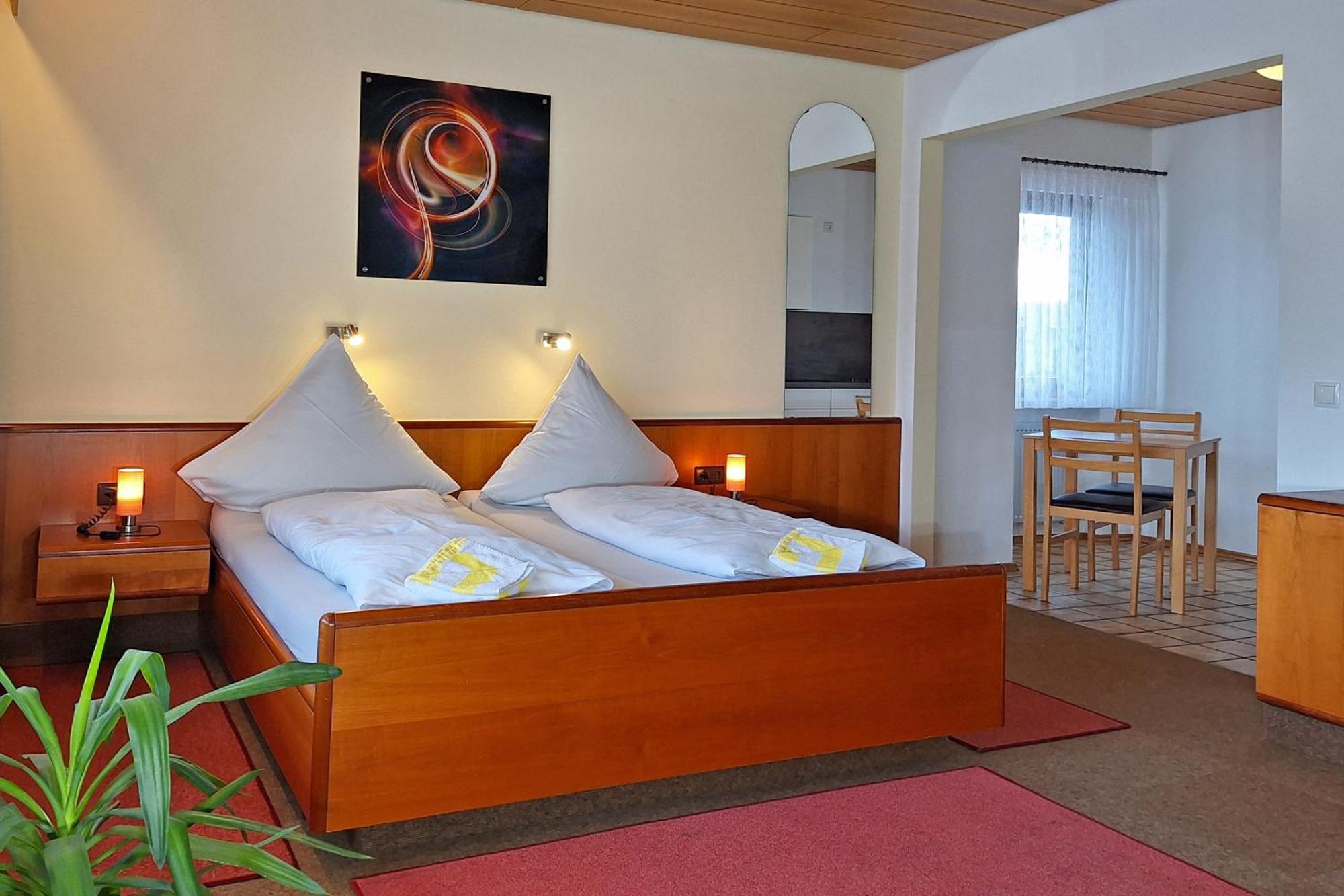 Hotel Garni Sebastian Kirrweiler  Buitenkant foto